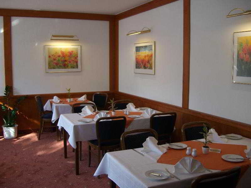 Hotel-Restaurant Zum Roeddenberg Osterode am Harz Esterno foto